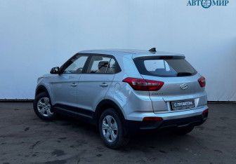 Подержанный автомобиль Hyundai Creta 2019 года (6 фото)