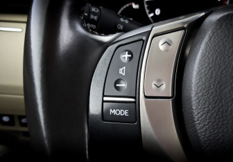 Подержанный автомобиль Lexus RX 2012 года (28 фото)