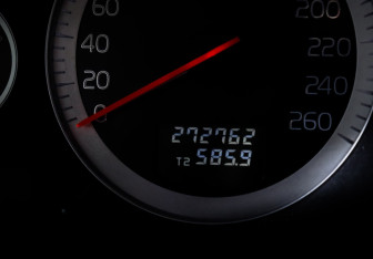 Подержанный автомобиль Volvo XC90 2012 года (11 фото)