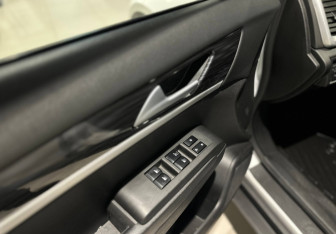 Подержанный автомобиль DongFeng AX7 2018 года (11 фото)