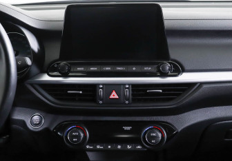 Подержанный автомобиль Kia Cerato Sedan 2021 года (8 фото)