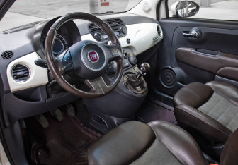 Подержанный автомобиль Fiat 500 Hatchback 2008 года (16 фото)