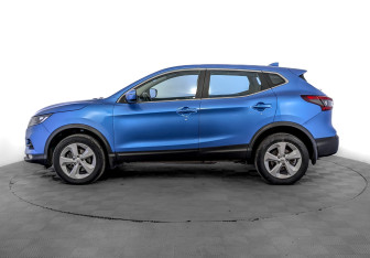 Подержанный автомобиль Nissan Qashqai 2019 года (8 фото)