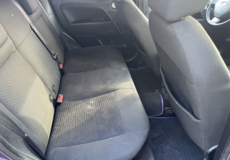 Подержанный автомобиль Ford Fiesta Hatchback 2008 года (11 фото)