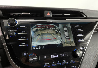 Подержанный автомобиль Toyota Camry Sedan 2019 года (13 фото)
