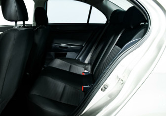 Подержанный автомобиль Mitsubishi Lancer Sedan 2012 года (10 фото)