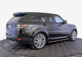 Подержанный автомобиль Land Rover Range Rover Sport 2014 года (5 фото)