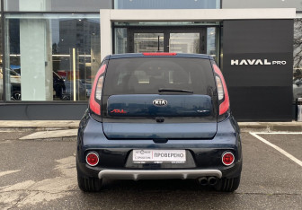 Подержанный автомобиль Kia Soul 2017 года (6 фото)