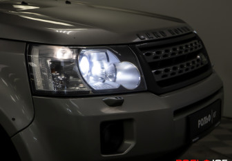 Подержанный автомобиль Land Rover Freelander 2010 года (23 фото)