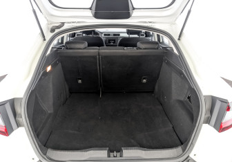 Подержанный автомобиль Renault Arkana 2021 года (10 фото)