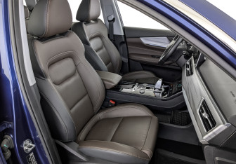 Подержанный автомобиль Chery Tiggo 8 Pro 2022 года (23 фото)