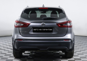 Подержанный автомобиль Nissan Qashqai 2020 года (4 фото)