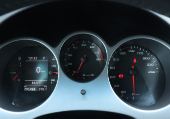 Подержанный автомобиль SEAT Altea 2012 года (11 фото)