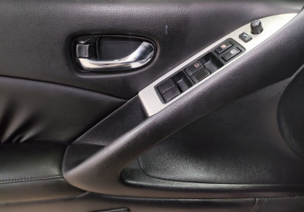 Подержанный автомобиль Nissan Murano Suv 2011 года (19 фото)