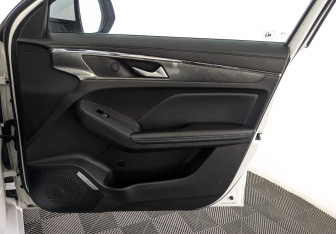 Подержанный автомобиль Haval Jolion 2022 года (24 фото)