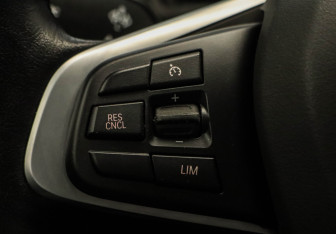 Подержанный автомобиль BMW X2 2021 года (12 фото)