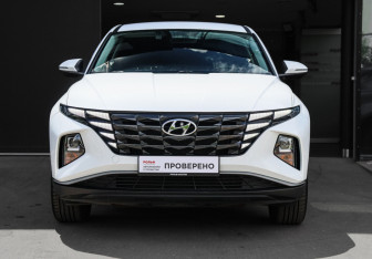 Подержанный автомобиль Hyundai Tucson 2021 года (2 фото)