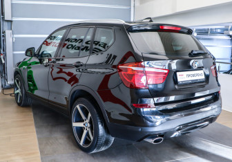 Подержанный автомобиль BMW X3 2014 года (6 фото)