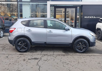 Подержанный автомобиль Nissan Qashqai 2011 года (4 фото)
