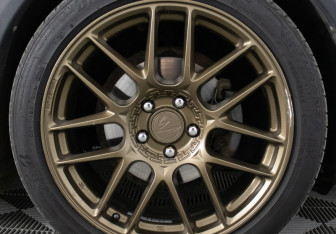 Подержанный автомобиль Volvo C30 2012 года (17 фото)