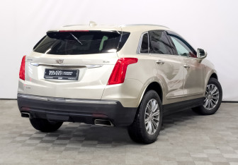 Подержанный автомобиль Cadillac XT5 2016 года (5 фото)