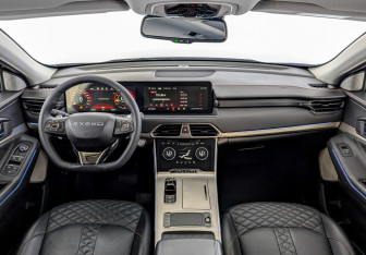 Подержанный автомобиль Exeed TXL 2022 года (14 фото)