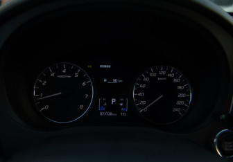 Подержанный автомобиль Mitsubishi Outlander 2020 года (9 фото)