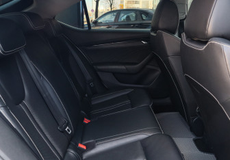 Подержанный автомобиль Skoda Octavia Liftback 2023 года (11 фото)