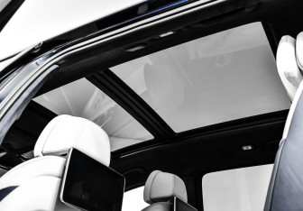 Подержанный автомобиль BMW X7 2019 года (31 фото)