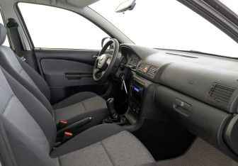 Подержанный автомобиль Skoda Octavia Liftback 2010 года (11 фото)