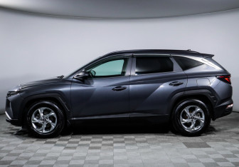 Подержанный автомобиль Hyundai Tucson 2021 года (8 фото)