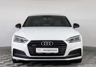 Подержанный автомобиль Audi A5 Liftback 2019 года (2 фото)