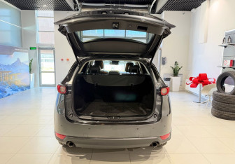 Подержанный автомобиль Mazda CX-5 2019 года (9 фото)
