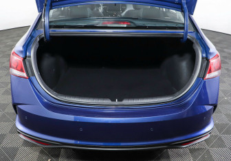 Подержанный автомобиль Hyundai Solaris Sedan 2021 года (17 фото)