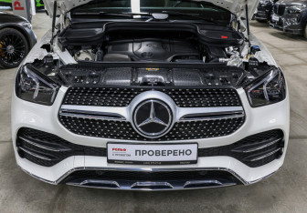 Подержанный автомобиль Mercedes-Benz GLE 2019 года (9 фото)
