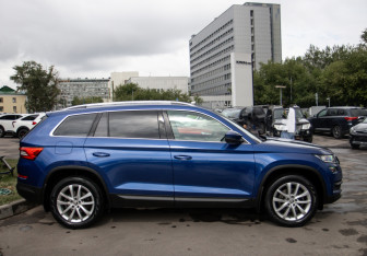 Подержанный автомобиль Skoda Kodiaq 2019 года (3 фото)