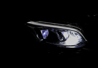 Подержанный автомобиль Mercedes-Benz GLE 2016 года (22 фото)