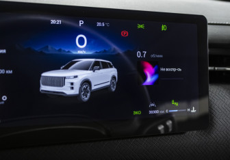 Подержанный автомобиль Jaecoo J7 2023 года (12 фото)