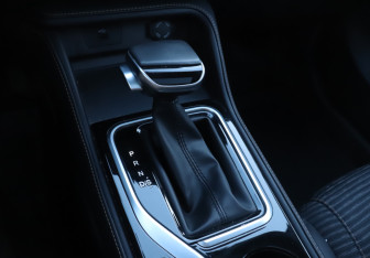 Подержанный автомобиль Москвич 3 2024 года (15 фото)