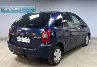 Подержанный автомобиль Citroen Xsara Picasso 2007 года (5 фото)