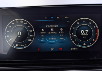 Подержанный автомобиль Omoda C5 2024 года (16 фото)