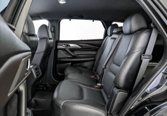 Подержанный автомобиль Mazda CX-9 2019 года (26 фото)