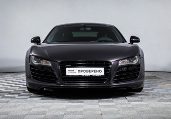 Подержанный автомобиль Audi R8 Coupe 2008 года (2 фото)