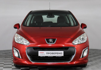 Подержанный автомобиль Peugeot 308 Hatchback 2011 года (2 фото)