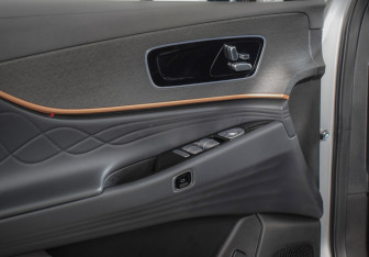 Подержанный автомобиль Jaecoo J8 2024 года (12 фото)