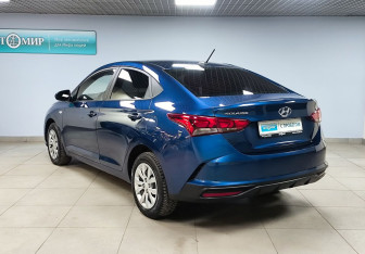 Подержанный автомобиль Hyundai Solaris Sedan 2021 года (7 фото)