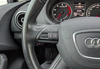 Подержанный автомобиль Audi A3 Hatchback 2013 года (24 фото)
