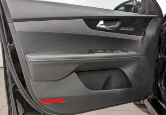 Подержанный автомобиль Kia Cerato Sedan 2021 года (11 фото)