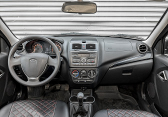 Подержанный автомобиль LADA (ВАЗ) Granta Liftback 2024 года (15 фото)