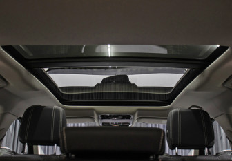 Подержанный автомобиль Land Rover Range Rover Velar 2020 года (21 фото)